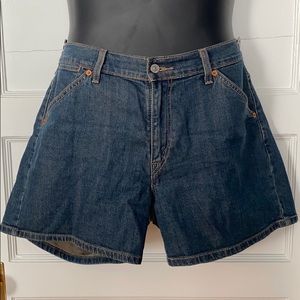 Levi’s Plus Nouveau Jean Shorts - sz 16